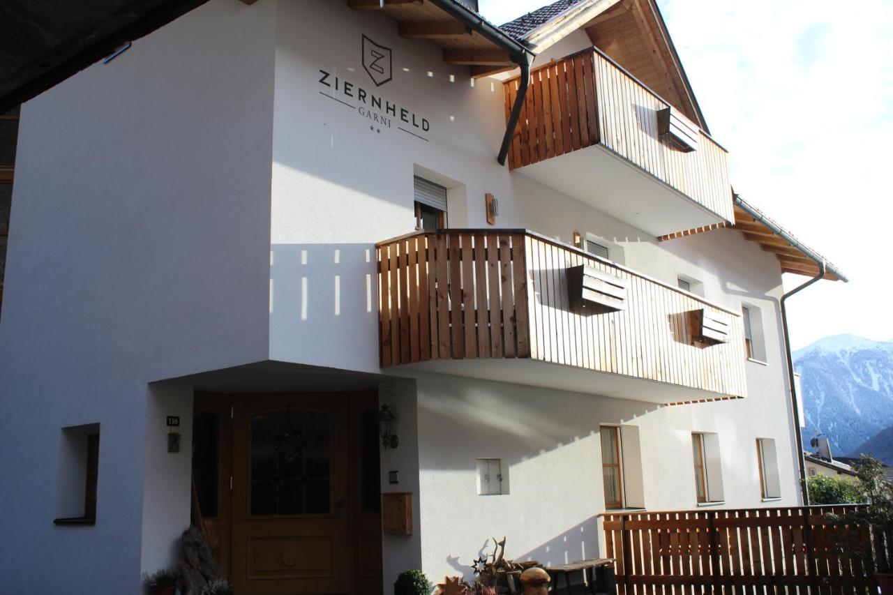 Bed and Breakfast Garni Ziernheld Mals im Vinschgau Exterior foto